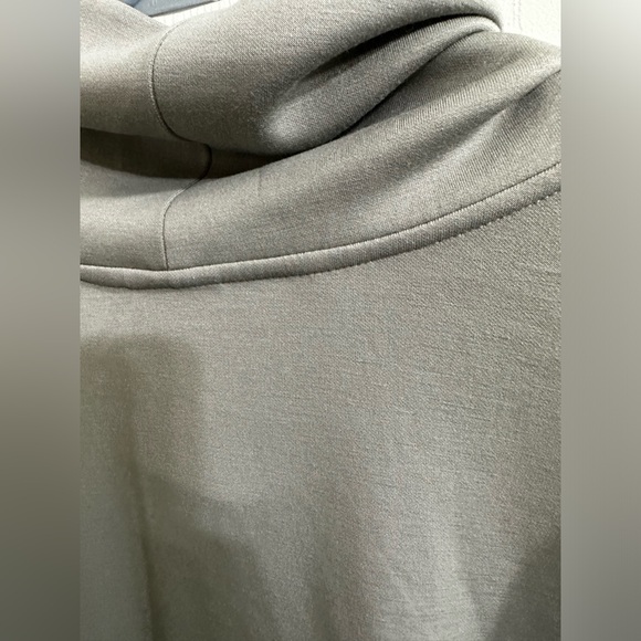 LuLaRue “Teresa cinched cowl neck pullover” long sleeve sweater women’s - Picture 9 of 11